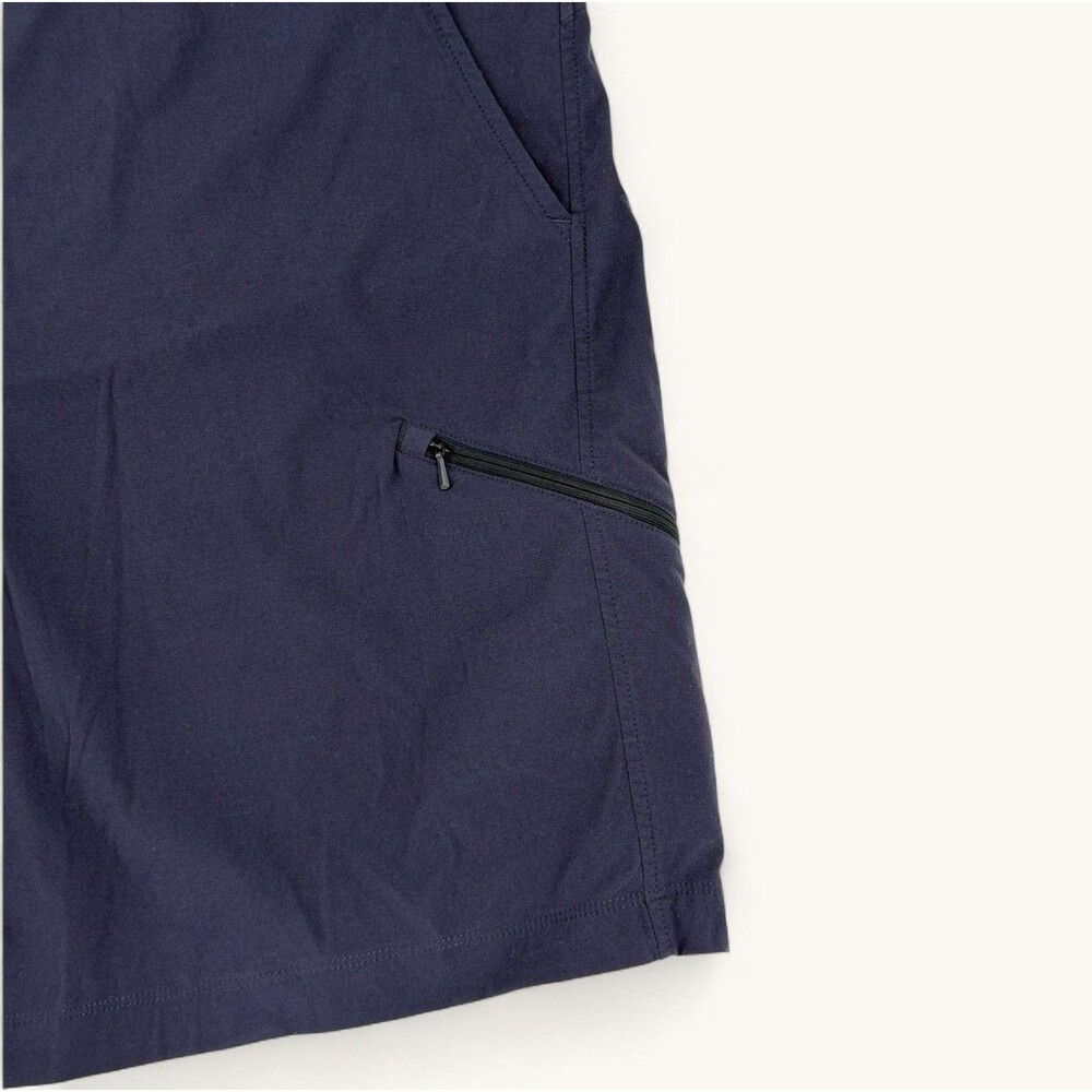 Mountain Hardwear Womens Shorts XL Navy Blue Pockets Zipper Hiking Activewear - Picture 3 of 15